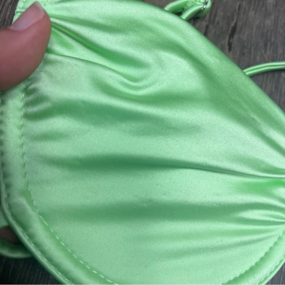 NWT Frankie's Bikinis Maggie top in honeydew - Picture 4 of 11